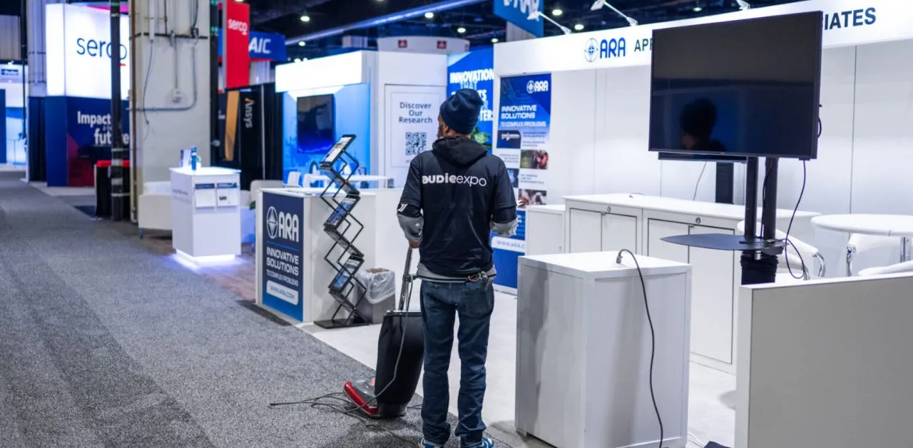 Domestic Trade Show Shipping: Expert Success Guide